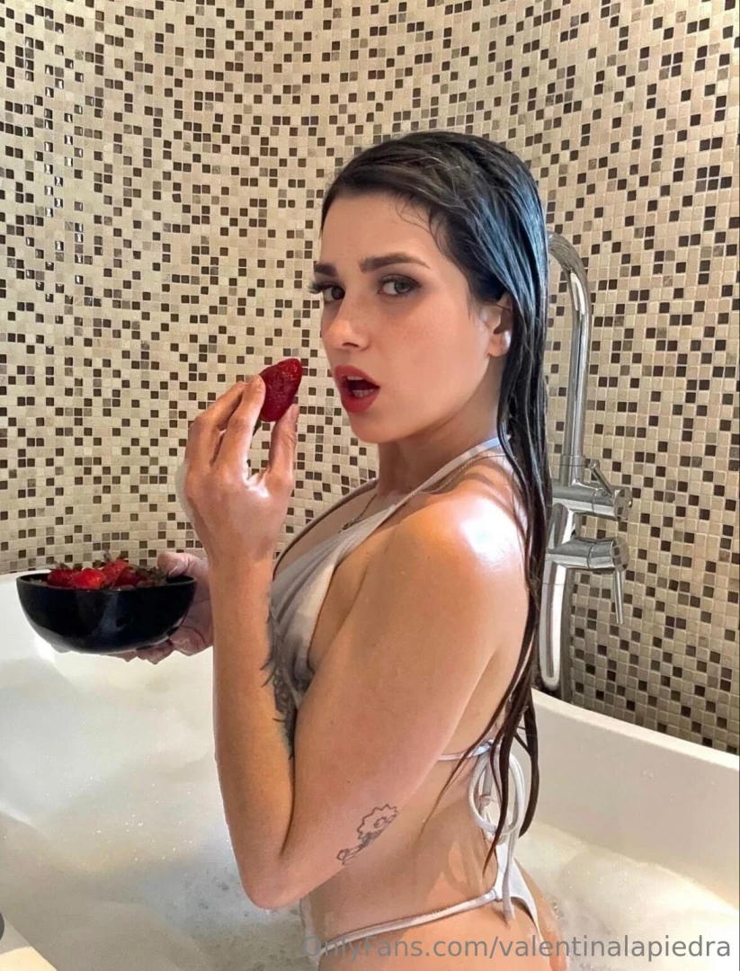 Honey you don t know how much i want to give you my strawberry i ll 