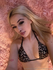 Im bored talk to me part 3