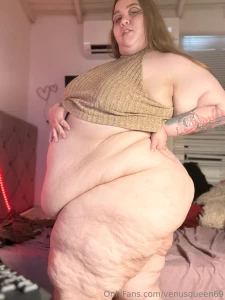 Full body pics side and side huge belly hanging hiding pussy hahaha part 2