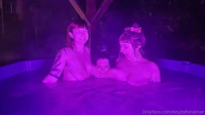 Just some hot girl action in the hot tub ceressuicide and natie are part 8