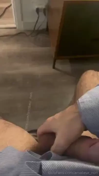 Me jerking off and cumming you like hairy cocks don t you let me know 