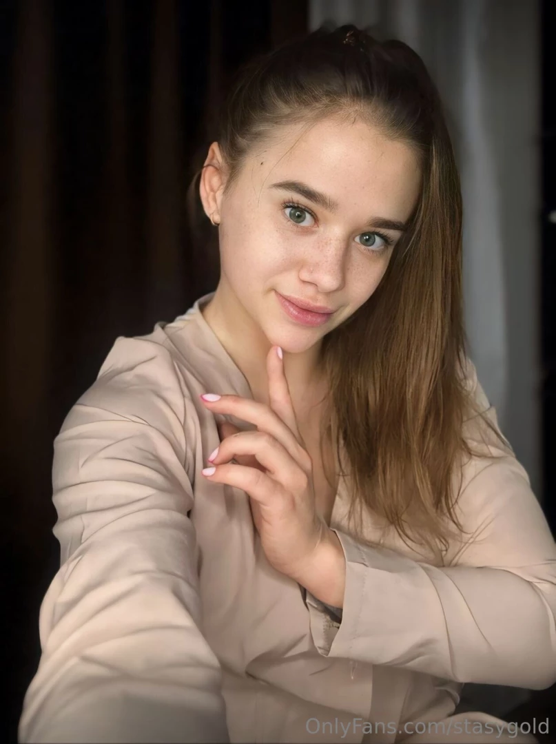 She elinkashy needs your cock more than ever this beauty will play part 9 