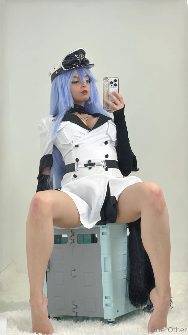 3 esdeath is here tip 15 for this selfie set 3 