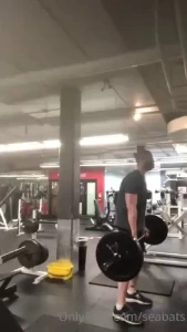 Tr deadlifts for 20 reps until failure