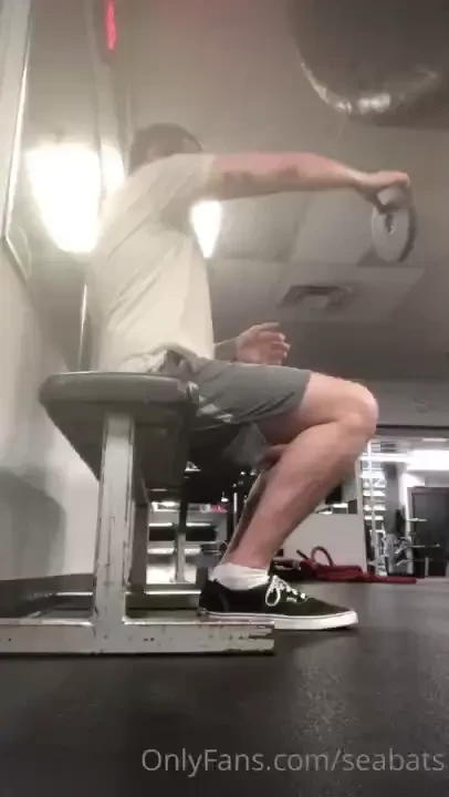 Never done this work out before this shit sucks i hate it here 