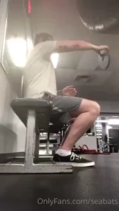 Never done this work out before this shit sucks i hate it here