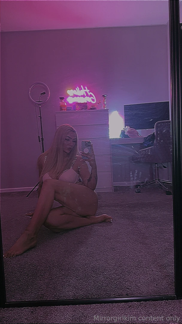 Yes the pink matches everything 