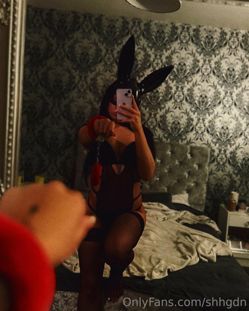 They look good round my wrist but even better behind my back part 1 