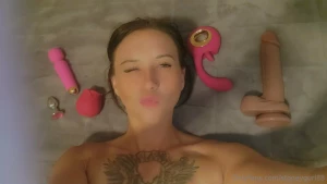 Cum tip me momma needs some more toys