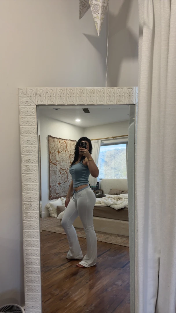 Horny af rn if u see this pls text me 