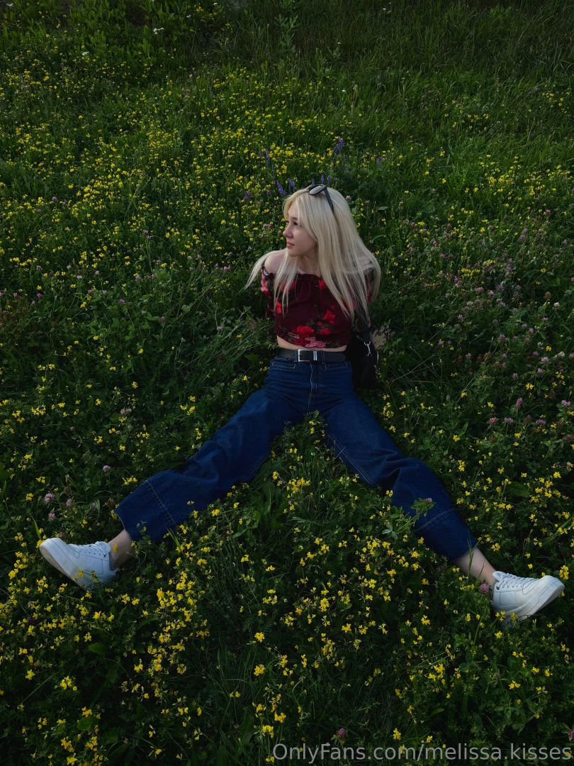 Finding magic in the ordinary and beauty in the everyday 