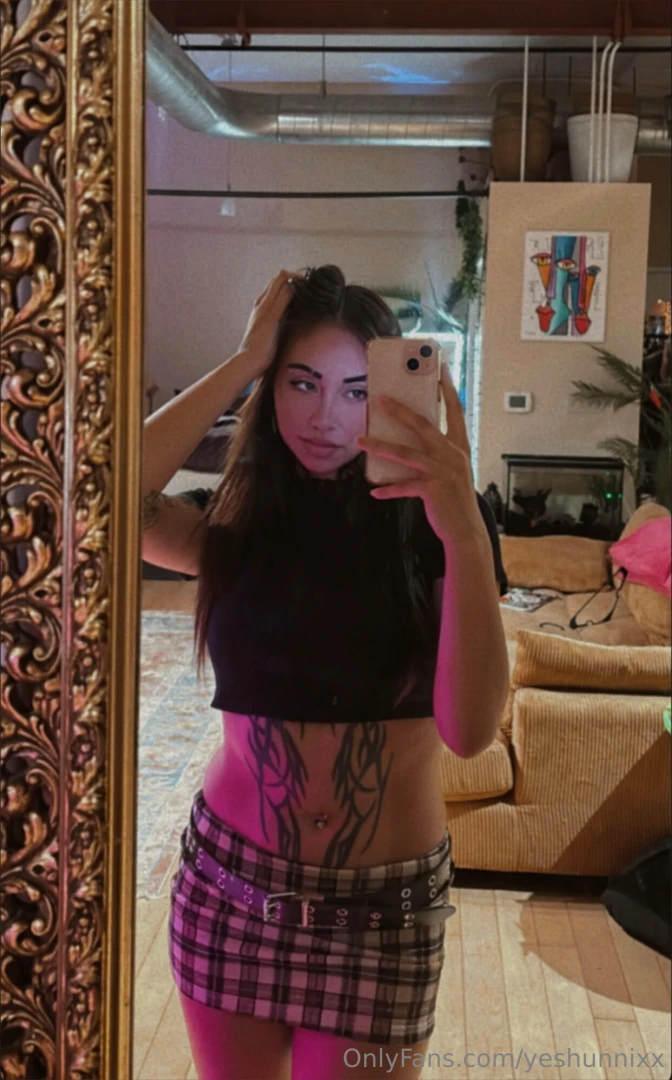 Mirror selfie part 113 