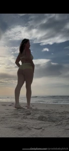 Am i as pretty as the ocean