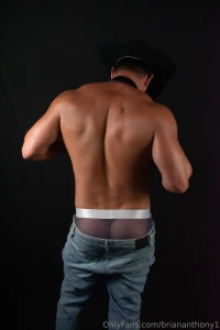 Who likes a good tan line check out my vip page for below the lines part 2