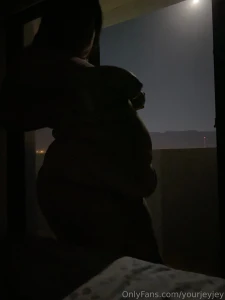 Moon-lit danah with the moon shining up my ass right into my bedroom i part 2