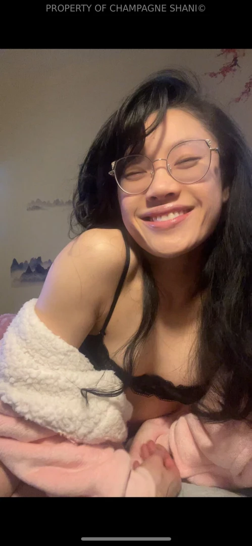Who came to my live on friday i would ve shook more ass and gotten 