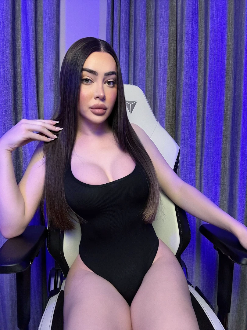 Sitting pretty looking naughty-let s level up this game together 