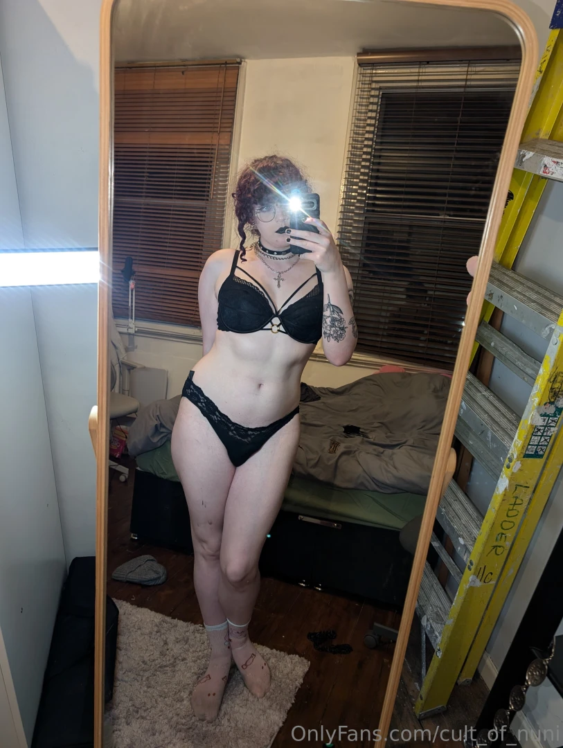 Couple of pics and vids in my underwear from today planning to get part 1 