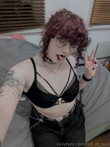 Couple of pics and vids in my underwear from today planning to get part 3