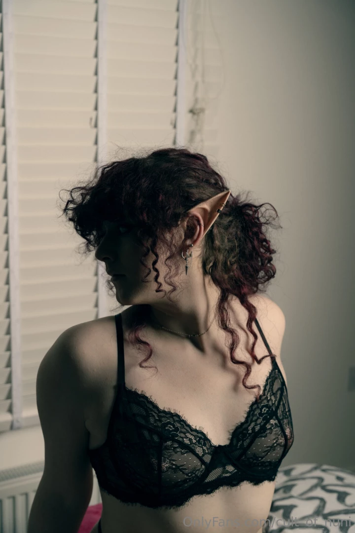 I did a boudoir photoshoot with gothicasspunk and i love how it came part 14 