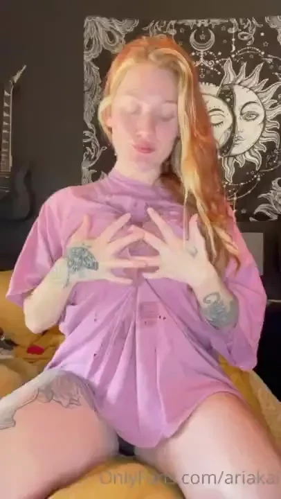 Cum watch me try this new toy one of my fans got for me 