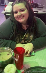 I was looking so cute at all you can eat hot pot and kbbq tonight