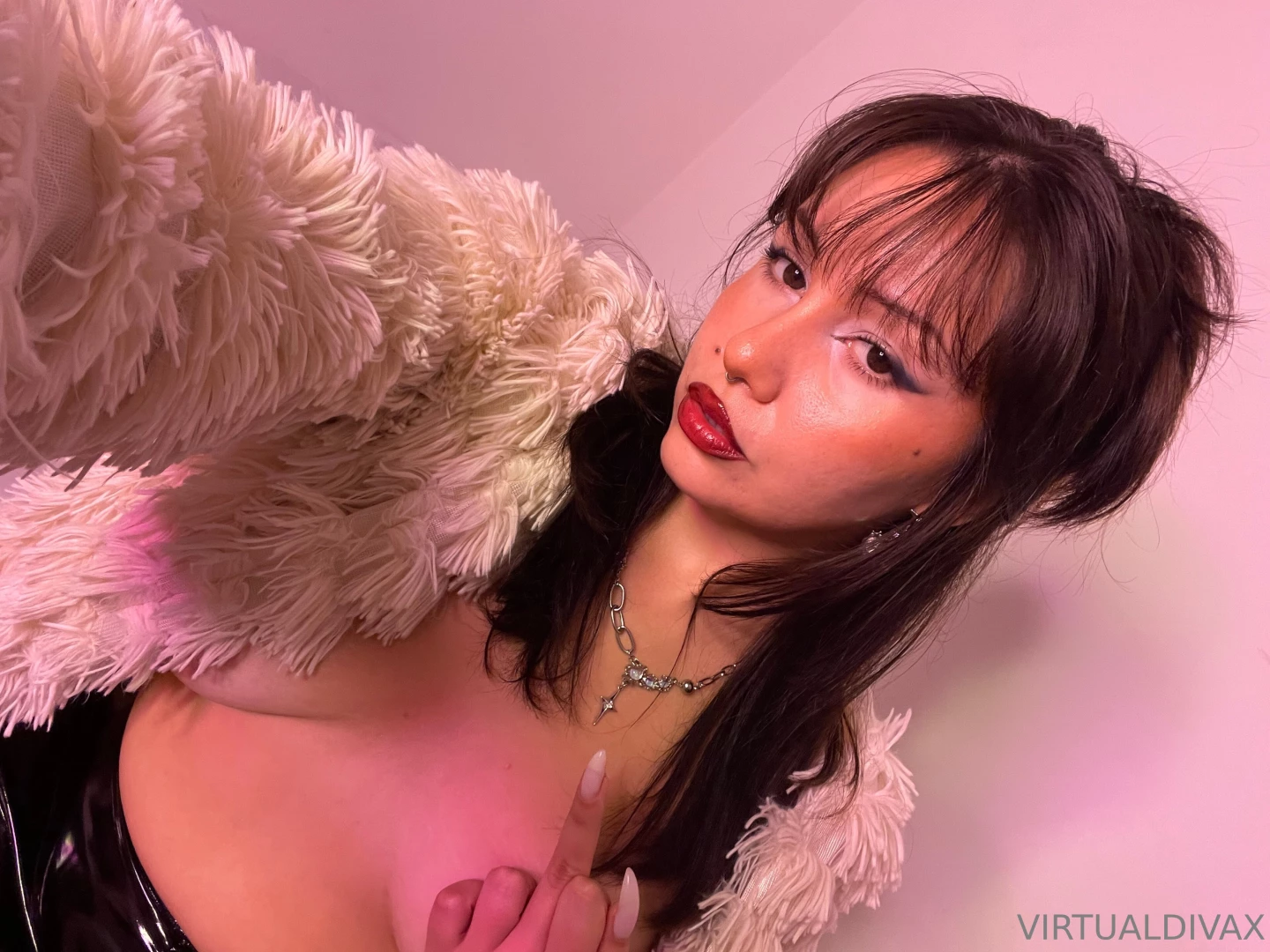 And you think you re over me lol stop pretending and send it all 