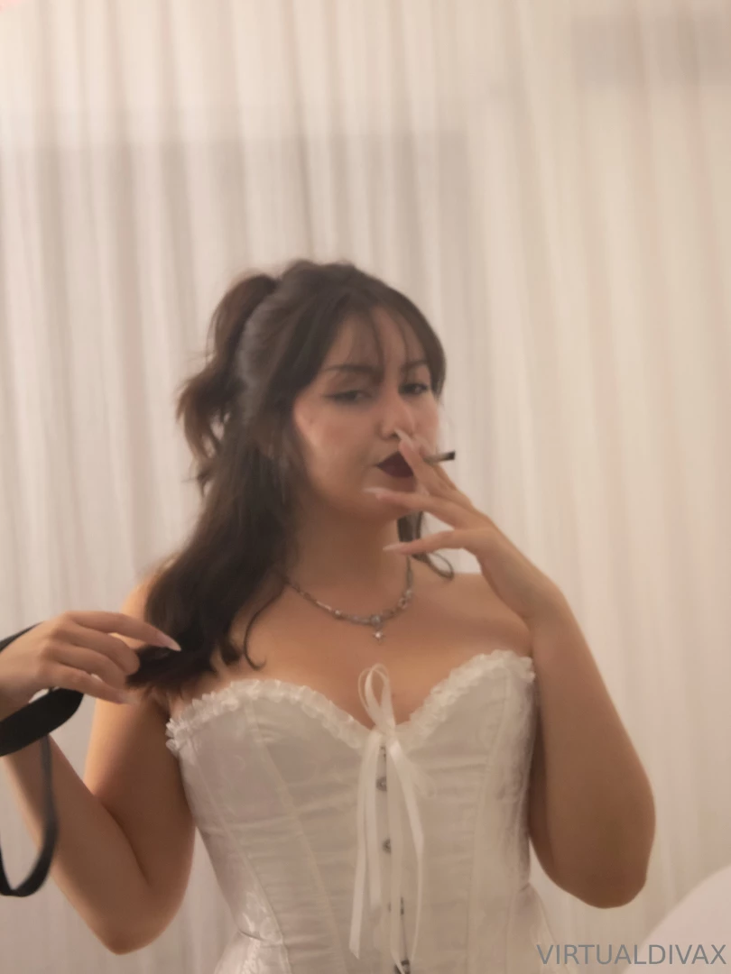 You re not allowed to breathe unless it s my smoke be a good ashtray 