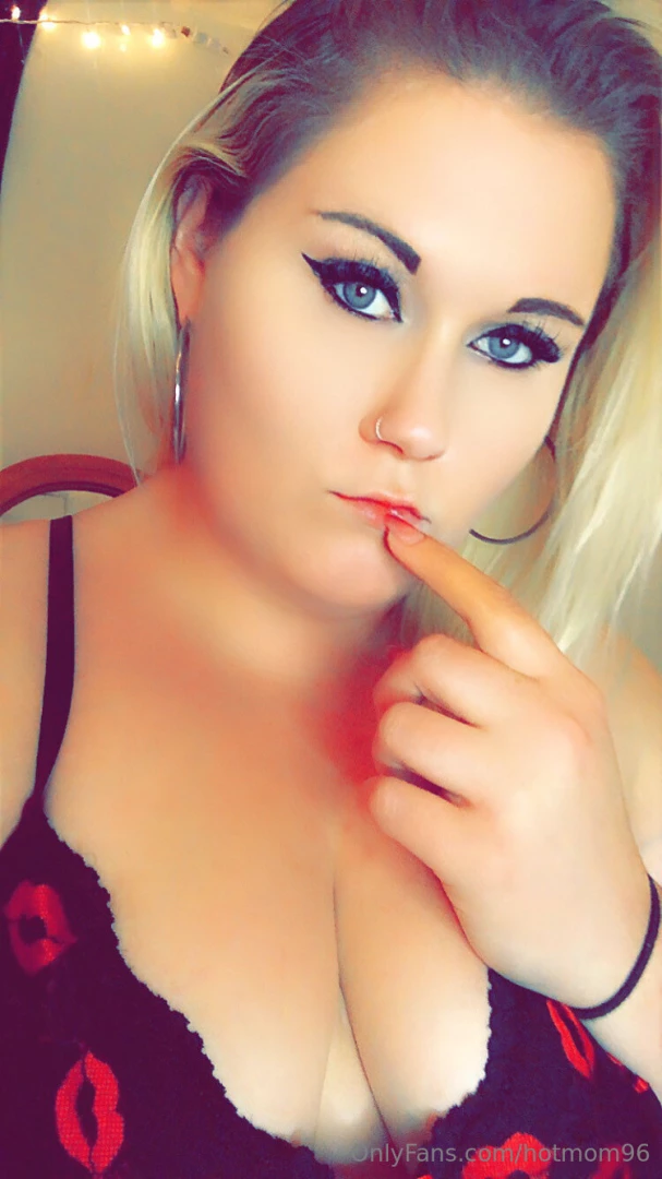 Hotmom96 part 2 