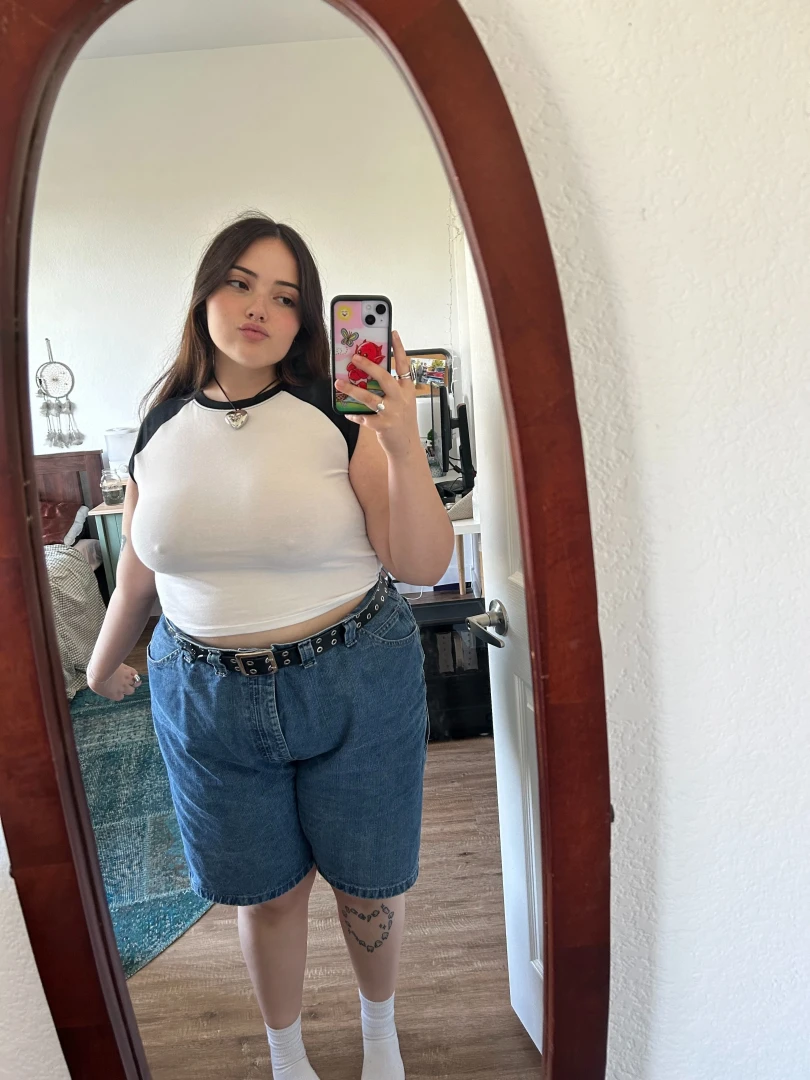 My first time filming a solo video i got freaky with my dildo and part 10 