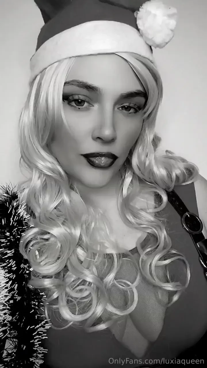 Hi loser wanna a sip 