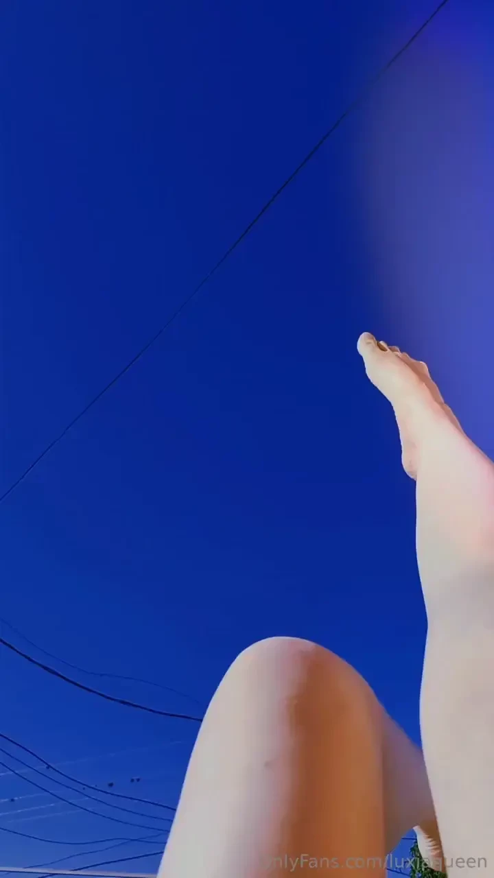 It s summer here where are my foot lovers 