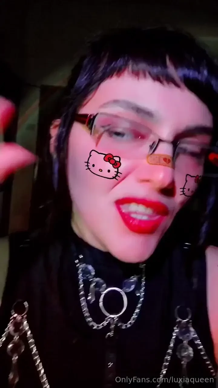 If you re reading this and you re shorter than 7 inches tip this and 