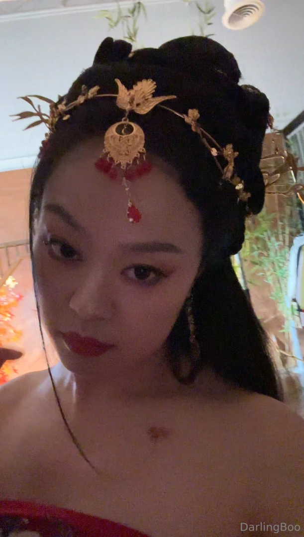 I just had a professional hanfu photoshoot ancient chinese goddess boo 