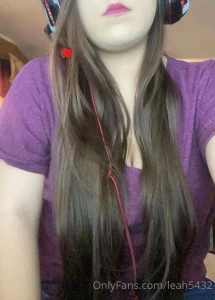 Any fans who likes gaming i play xbox and pc