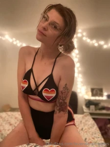 Like this if you wanna get to know me better