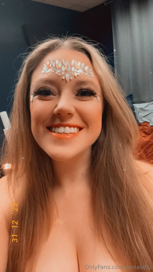 Throwback to last years nye pics and vids part 4 