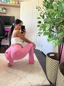 Do you like these pants on me mondays suck but i hope this makes your part 1