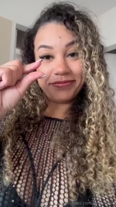 I love to laugh and humiliate small cocks what size is yours