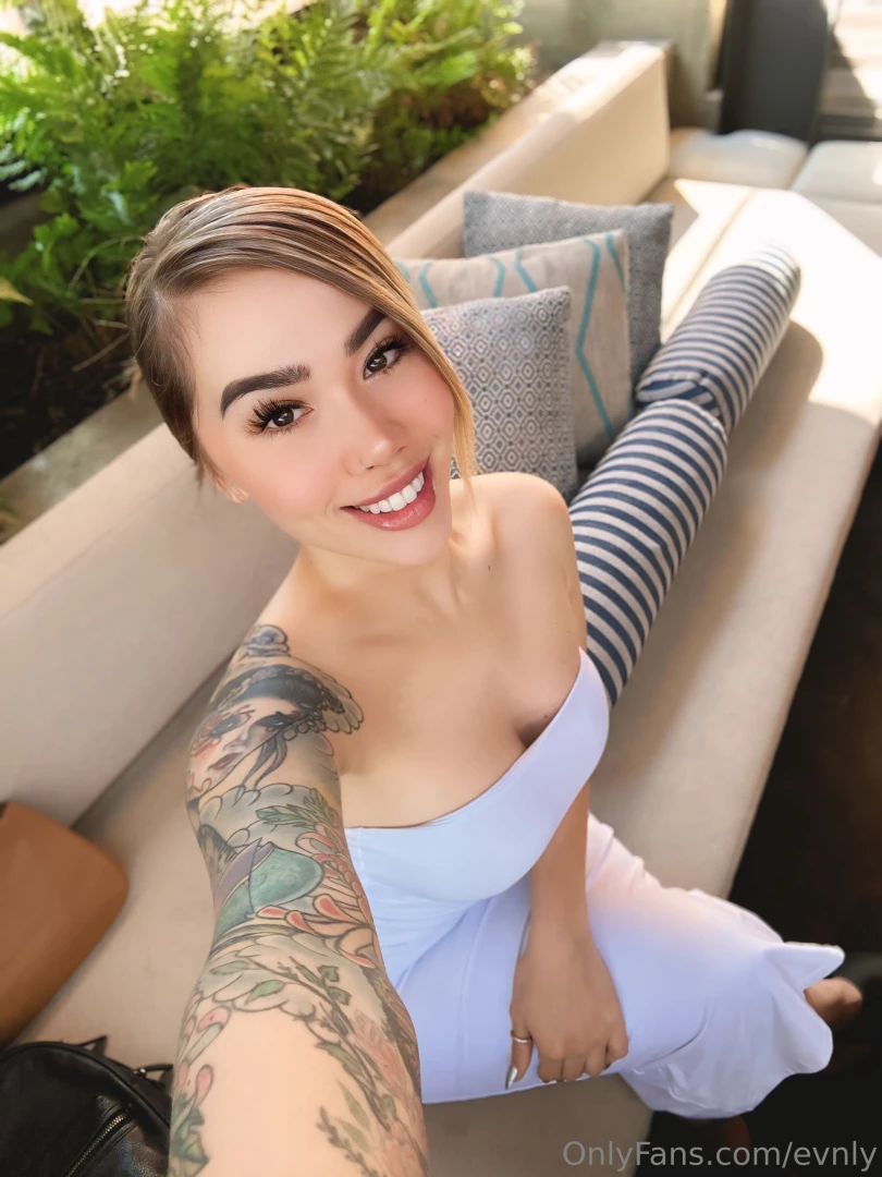 Babe would you have lunch with me 