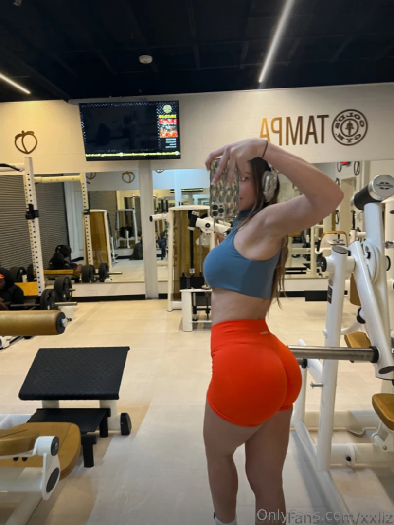 A little something from the back hot or hotter 