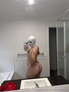 Who loves a big juicy ass you ve got me alone for 30 minutes what are