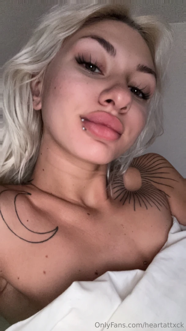 Comment for a pic in ur dm part 1 