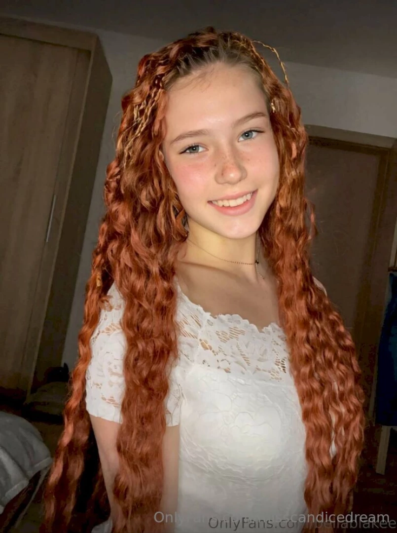 Her bellablakee mouth and pussy are soaking wet and hot for your cock part 532 