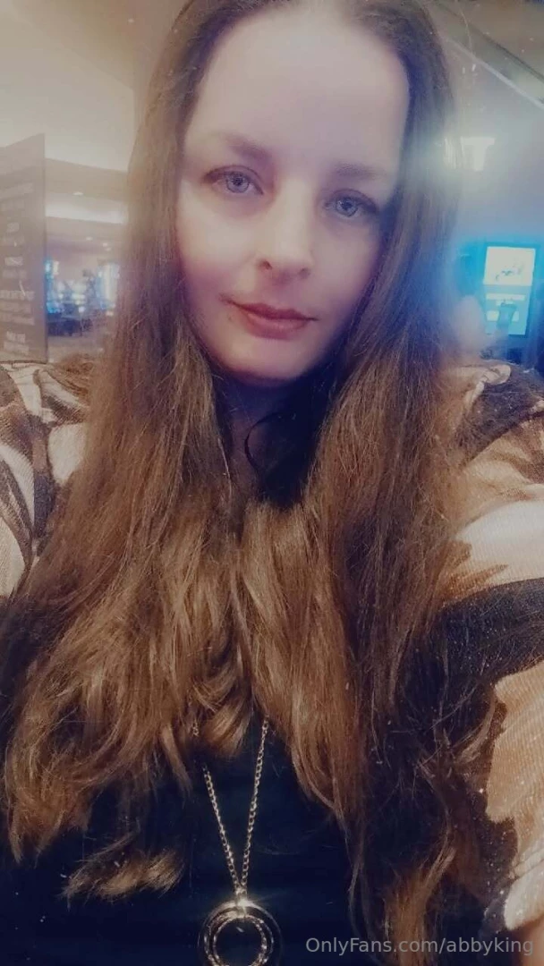 Hi can i be your sexy mistress abbyking 