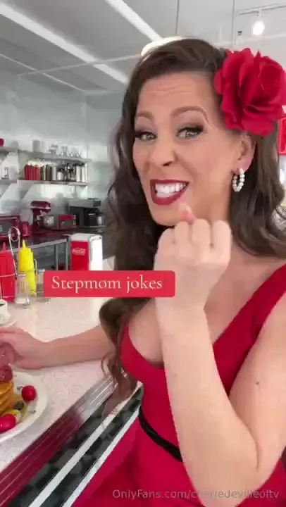 Do you like your salad tossed subscribe to my vip onlyfans for spicier 