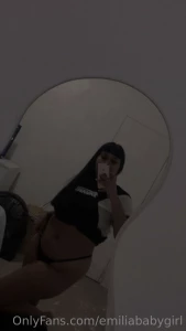 Hi baby do u wanna play this night