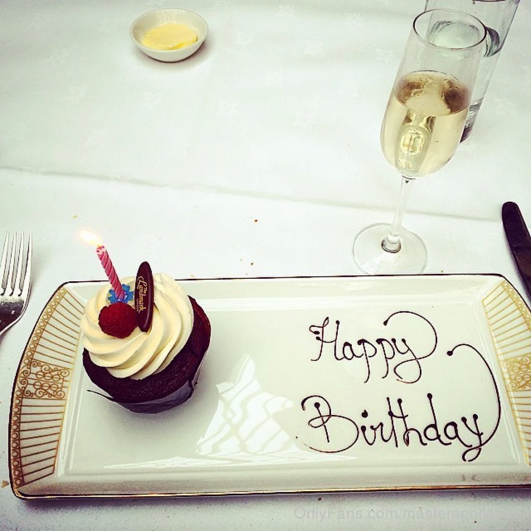 Throwback to a lovely birthday treat at the landmark lifestyle pic 