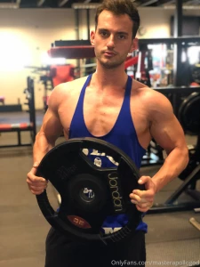 Photo 1 or photo 2 ps day dreaming about my next cheat meal in these part 1