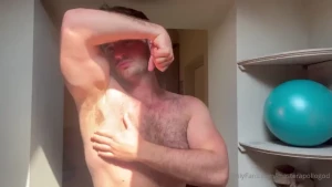 Flexing and showing off during todays workout